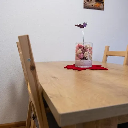 Hochserles דירה מידרס